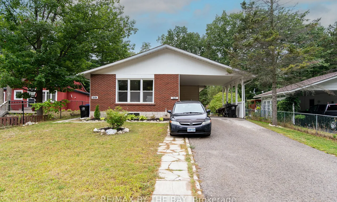 160 Melrose Ave, Wasaga Beach, ON L9Z 2T1
