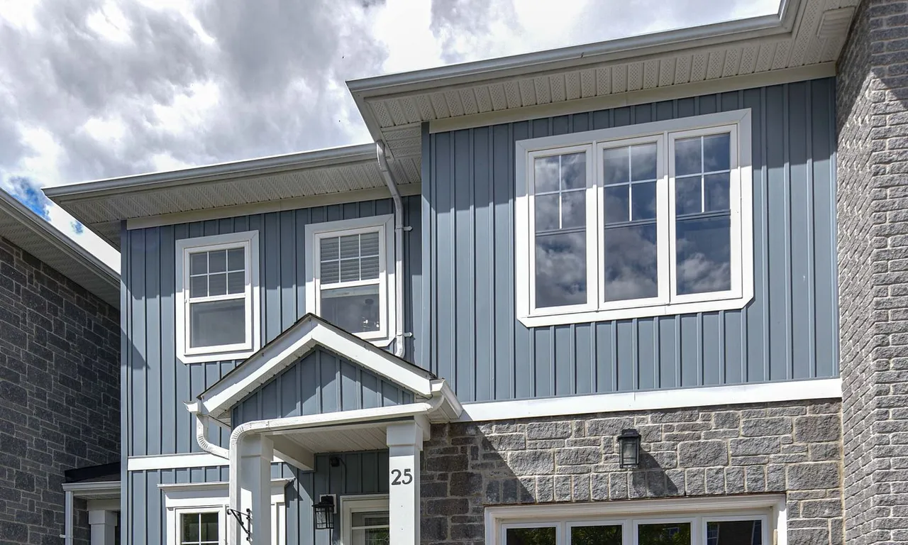 800 West Ridge Blvd, Orillia, ON L3V 0A1