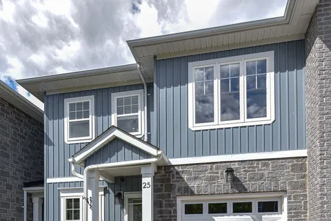 800 West Ridge Blvd, Orillia, ON L3V 0A1
