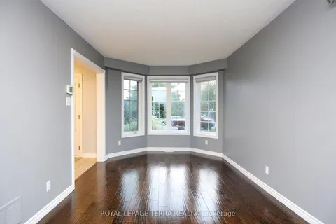 14 Ruffet Dr, Barrie, ON L4N 0P1