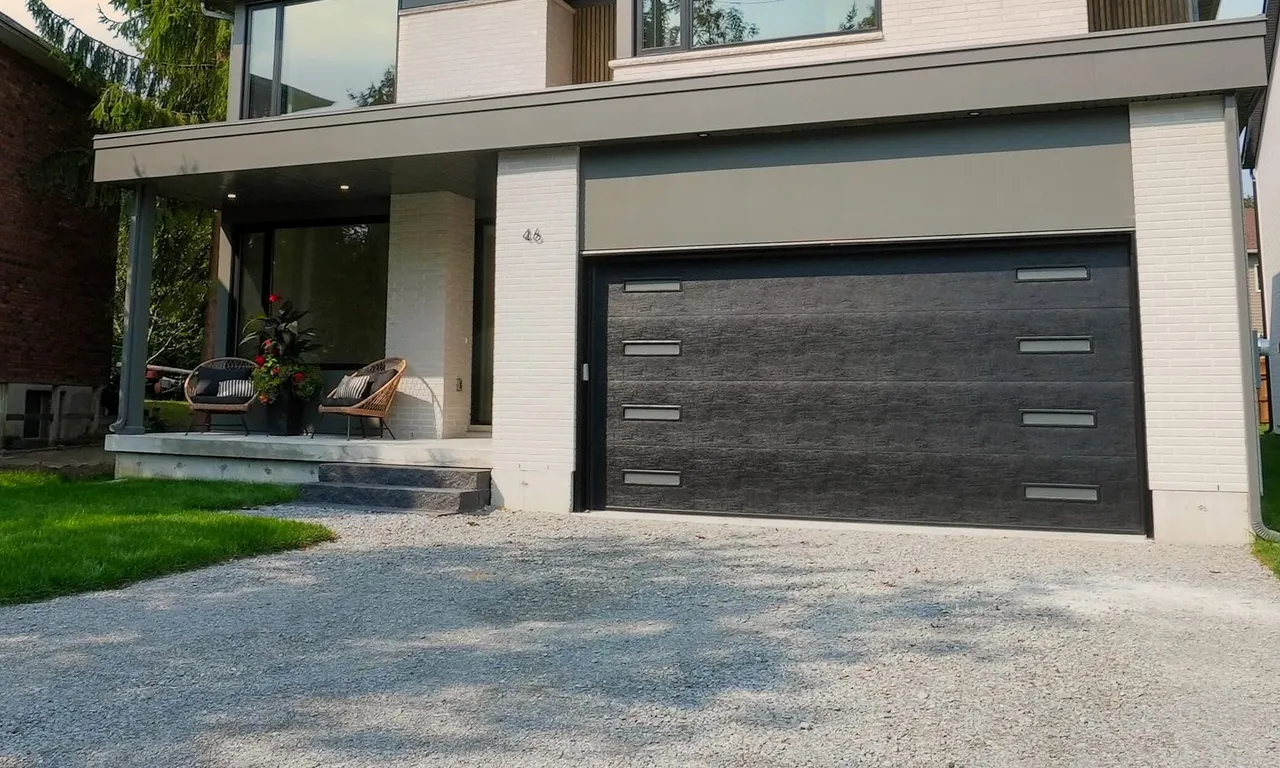 46 Tyndale Rd, Barrie, ON L4N 7T1