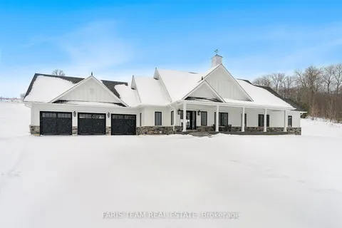 17 Clydesdale Crt, Severn, ON L0K 1E0