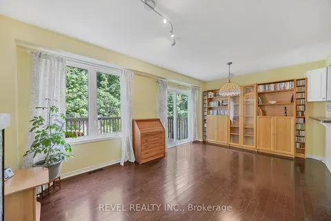 158 Southwinds Cres, Midland, ON L4R 0A3