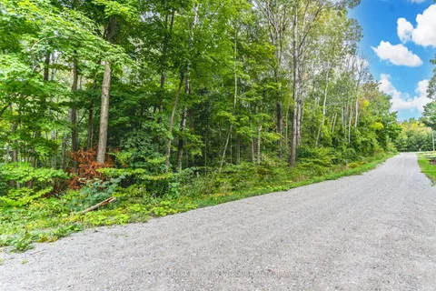 417 Young Ave, Tay, ON L0K 1R0