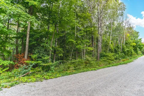 417 Young Ave, Tay, ON L0K 1R0