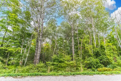 417 Young Ave, Tay, ON L0K 1R0