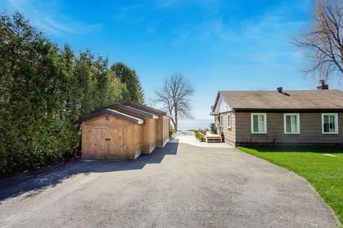 81 Parkside Dr, Oro-Medonte, ON L0L 1T0