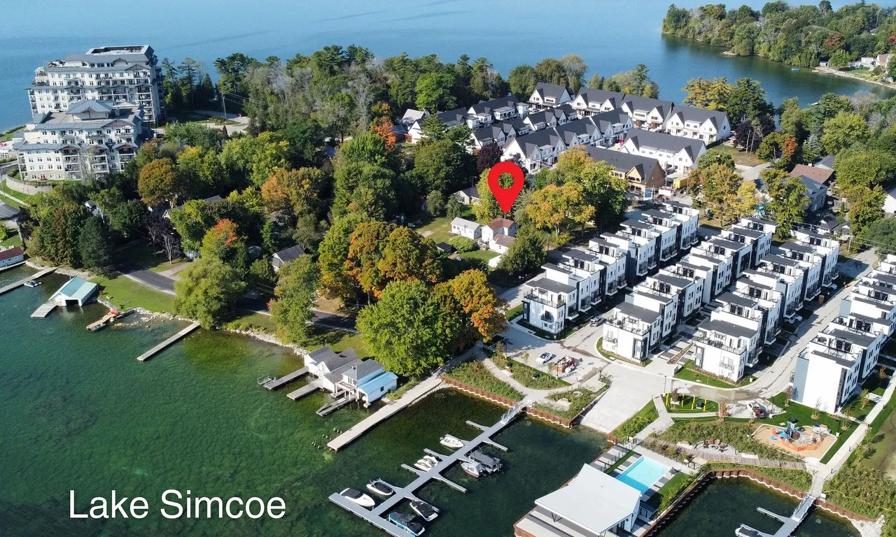 671 Driftwood Rd, Orillia, ON L3V 1E1