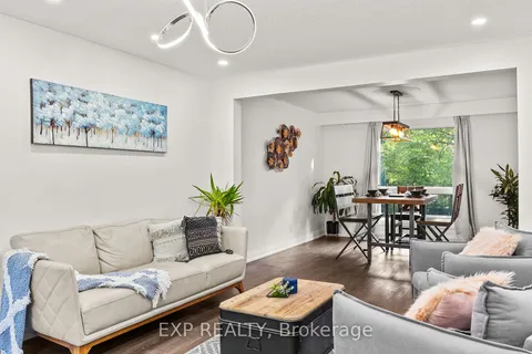 35 Pooles Rd, Springwater, ON L0L 1X1