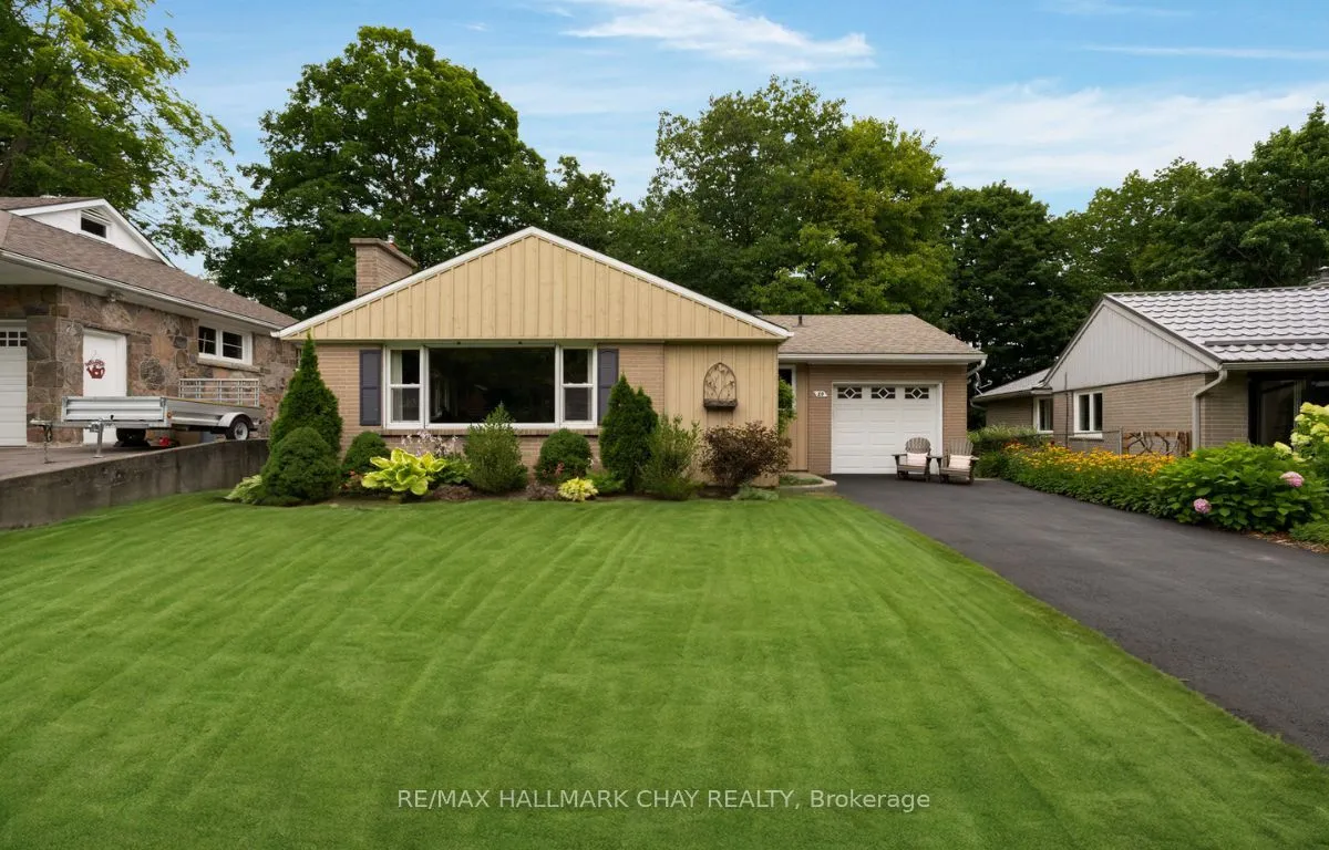 20 Dalton Cres, Orillia, ON L3V 5J8