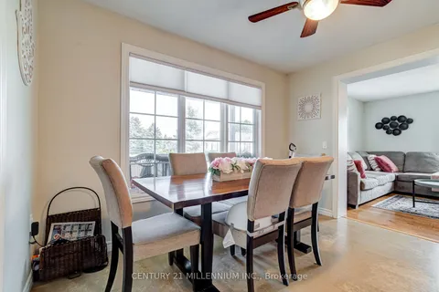 61 Pennsylvania Ave, Wasaga Beach, ON L9Z 3A8