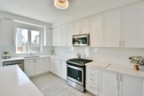 41 Autumn Dr, Wasaga Beach, ON L9Z 1J9