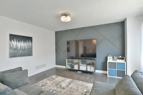 41 Autumn Dr, Wasaga Beach, ON L9Z 1J9