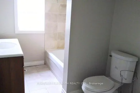 10 12 Line, Oro-Medonte, ON L0L 1T0