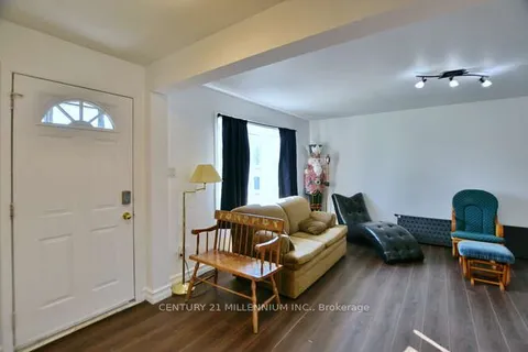 24 Mason Rd, Collingwood, ON L9Y 4E3