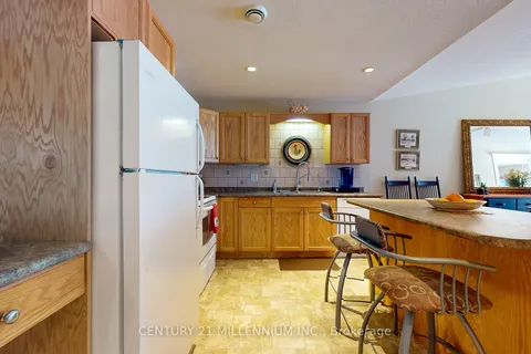 70 Meadow Lane, Wasaga Beach, ON L9Z 0A3