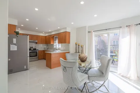 339 Livingstone St, Barrie, ON L4N 7C5
