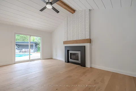 66 Willow Landing Rd, Springwater, ON L9X 0R2