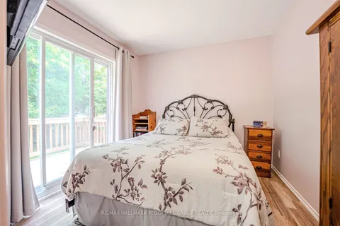 3301 Pleasant Rd, Severn, ON L3V 6H3