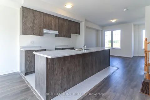 15 Lana Circ, Wasaga Beach, ON L9Z 0L2