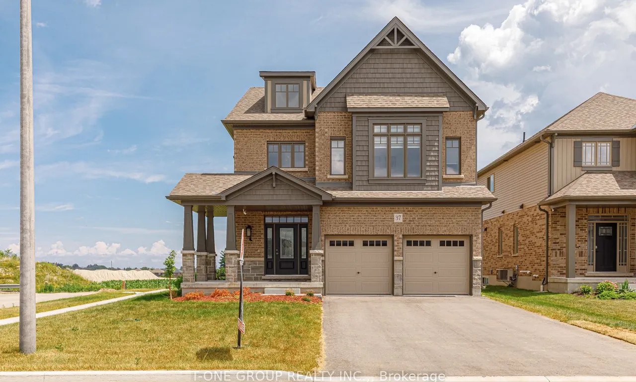 37 Maidens Cres, Collingwood, ON L9Y 5M3