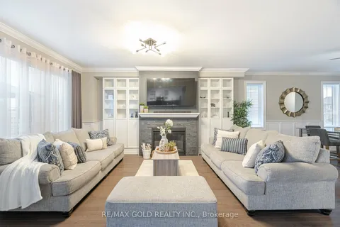 15 Autumn Dr, Wasaga Beach, ON L9Z 0K7