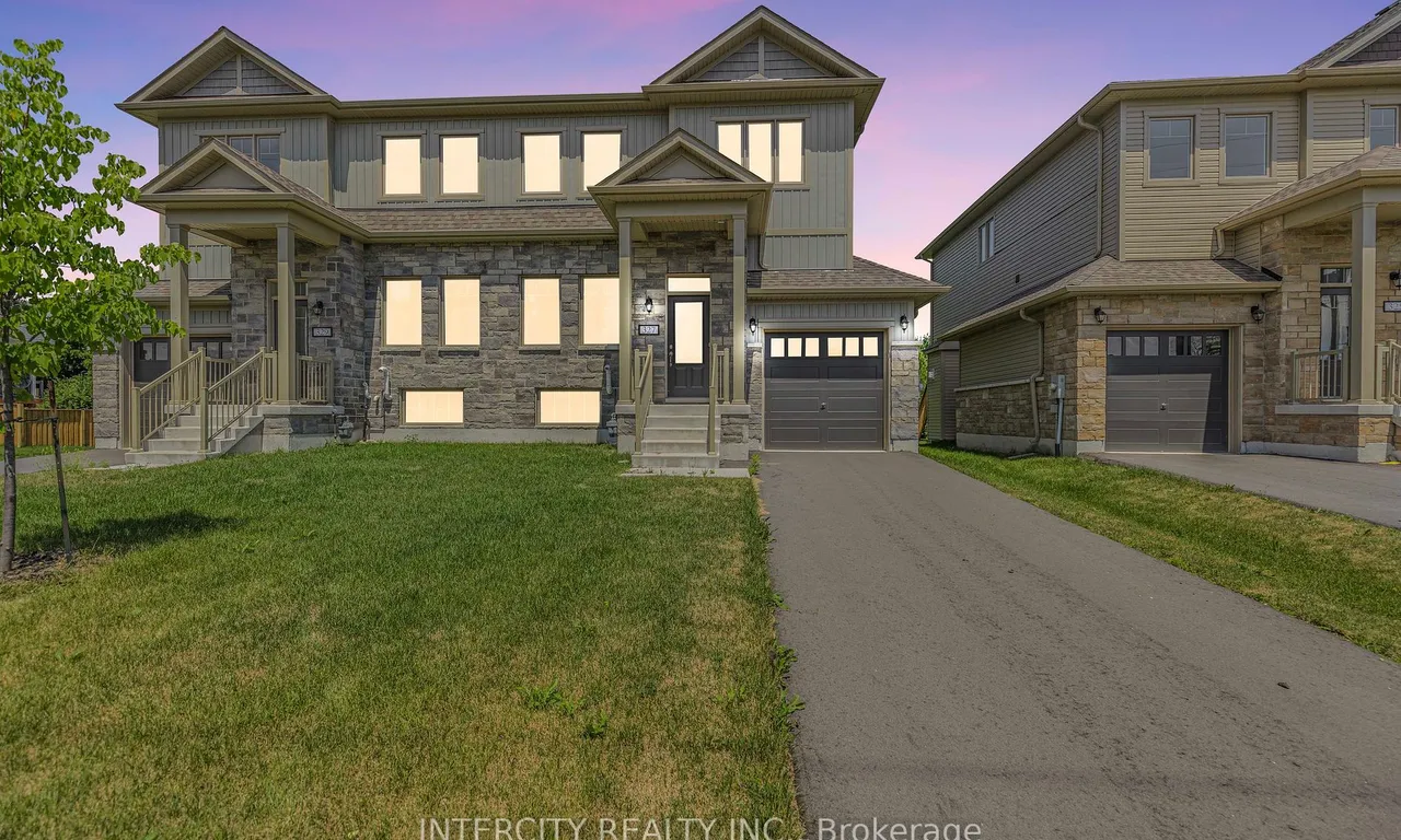 327 Quebec St, Clearview, ON L0M 1S0