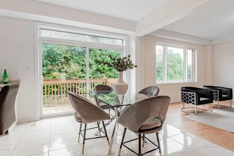 91 Nottingham Rd, Barrie, ON L9J 0L3