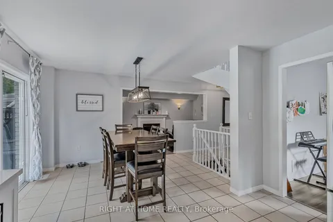 16 PRINCE EDWARD Pl, Barrie, ON L4M 7J5