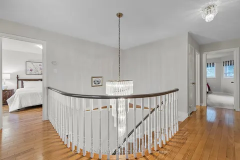 356 Livingstone St, Barrie, ON L4N 7K7