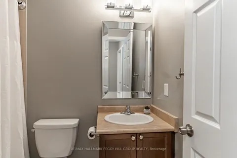91 Majesty Blvd, Barrie, ON L4M 0E5
