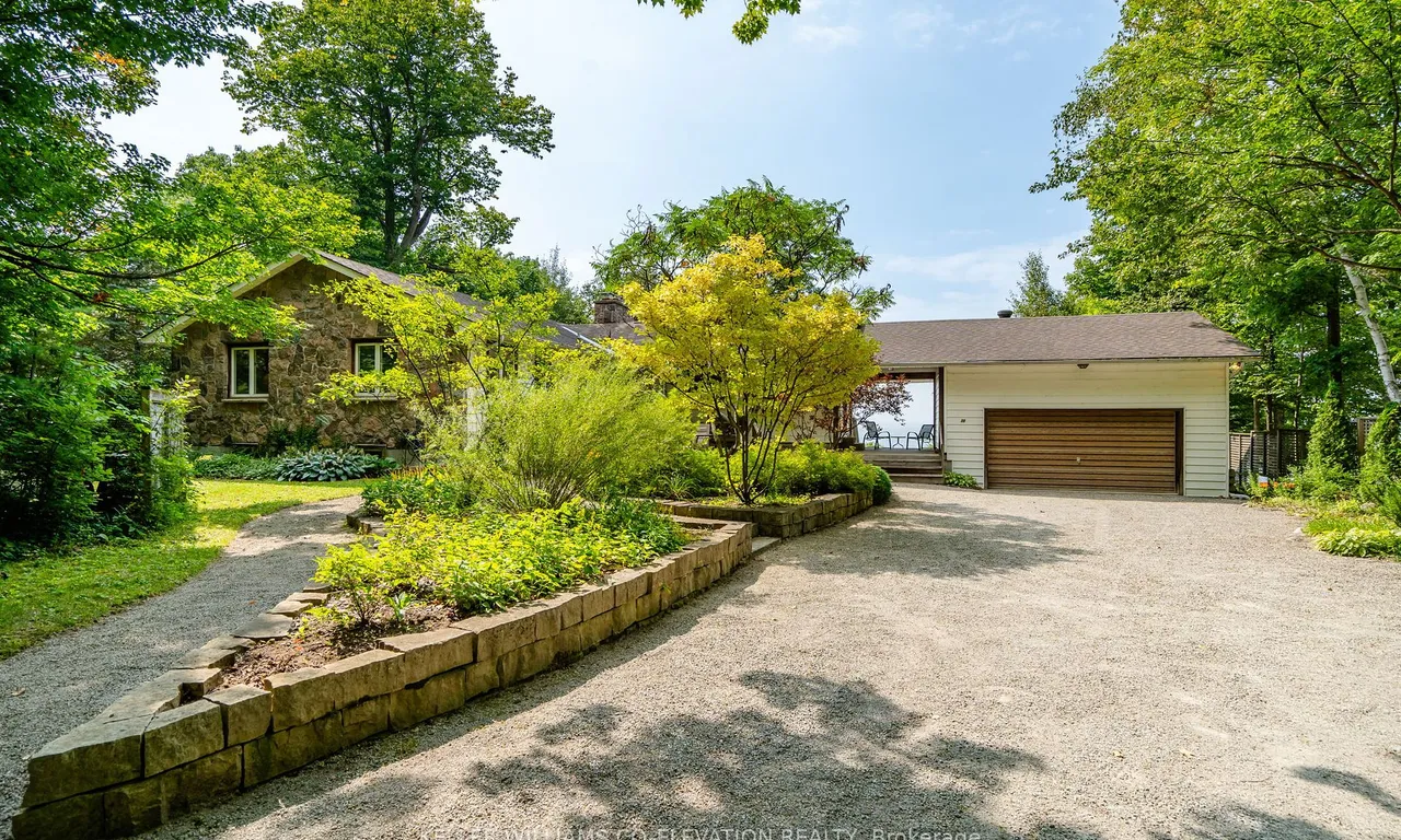 20 Mulberry Crt, Tiny, ON L9M 1R3