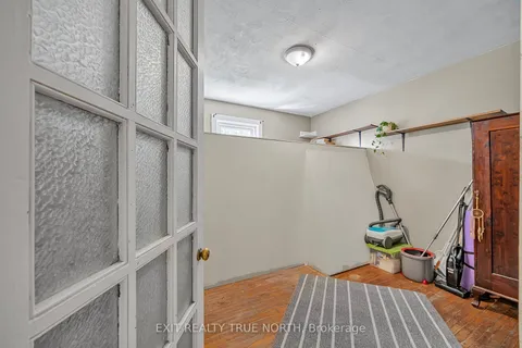 2808 Perry Ave, Ramara, ON L0K 1B0