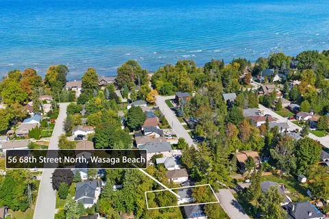 56 68th St, Wasaga Beach, ON L9Z 1T8