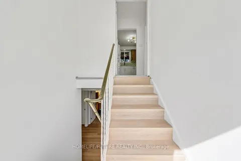 38 Bernick Dr, Barrie, ON L4M 2V5