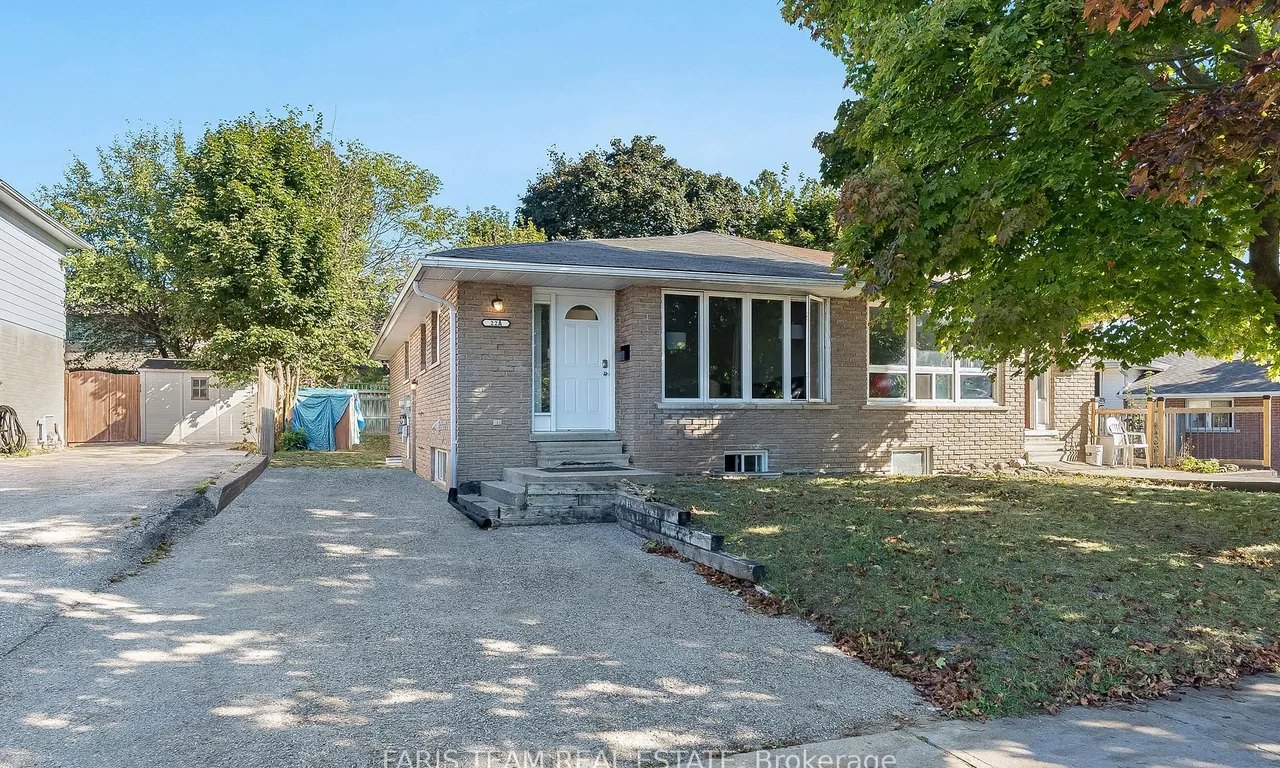 22A Bernick Dr, Barrie, ON L4M 5J5
