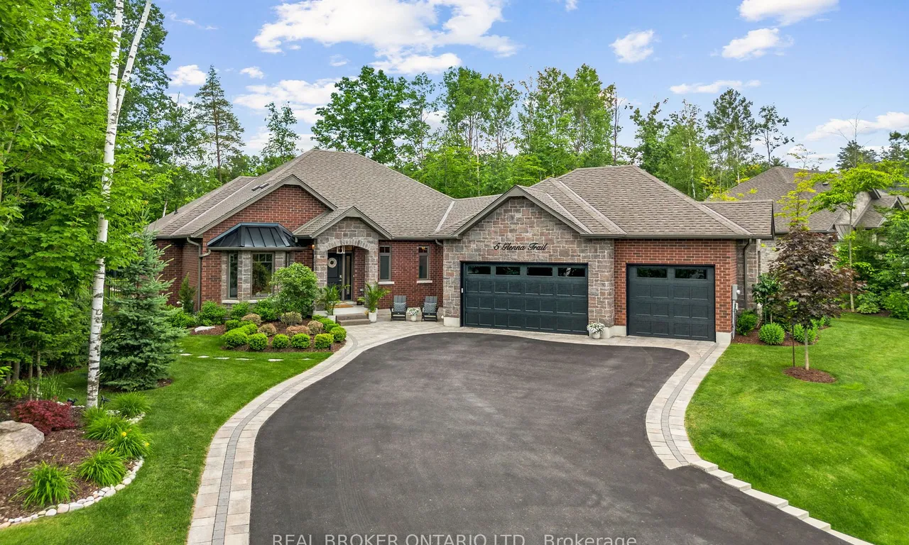 5 Glenna Tr, Springwater, ON L9X 2A3