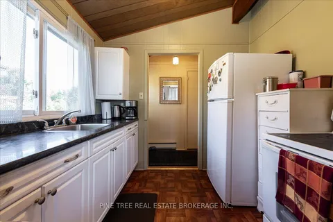 67 Lake Avenue, Ramara, ON L0K 1B0