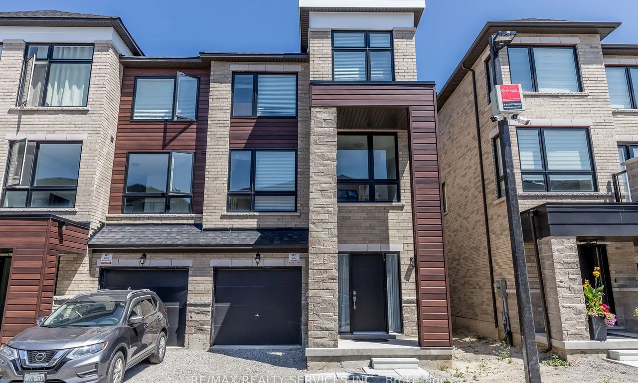 61 Red Maple Lane, Barrie, ON L9J 0N8