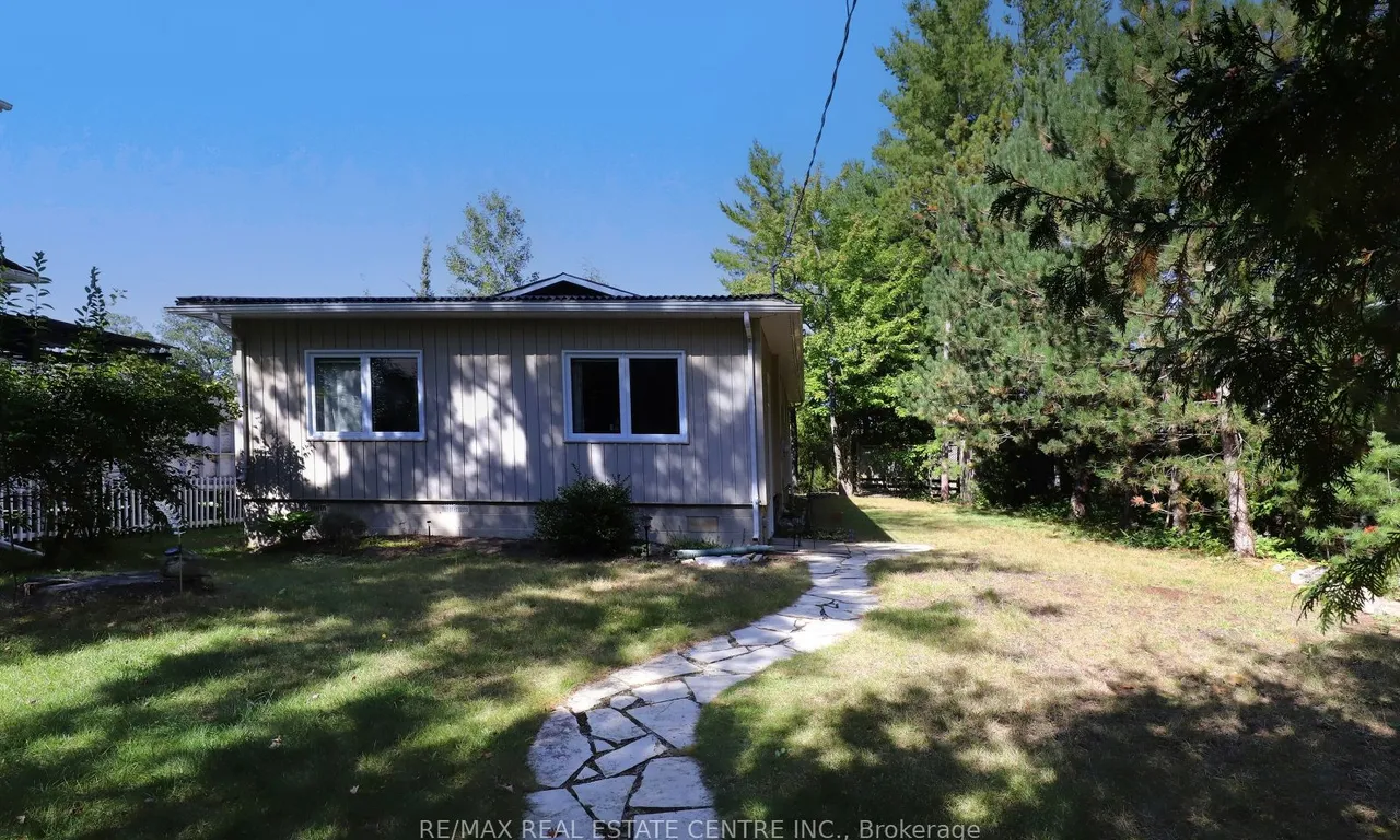 1950 River Rd, Wasaga Beach, ON L9Z 2W2