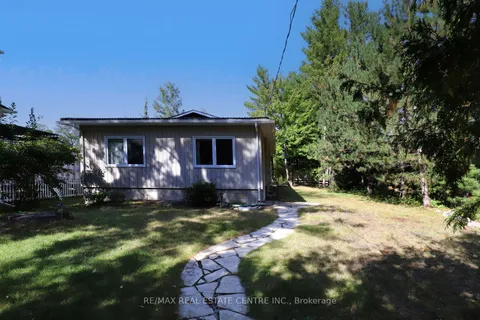 1950 River Rd, Wasaga Beach, ON L9Z 2W2