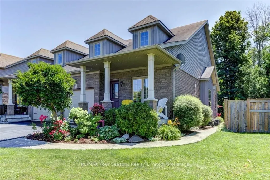 111 Chamberlain Cres, Collingwood, ON L9Y 0E6