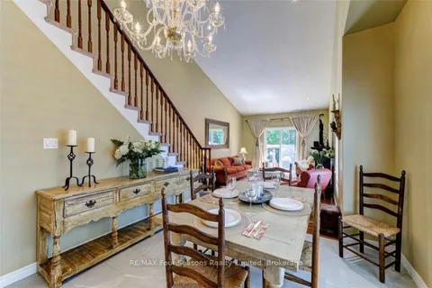 111 Chamberlain Cres, Collingwood, ON L9Y 0E6