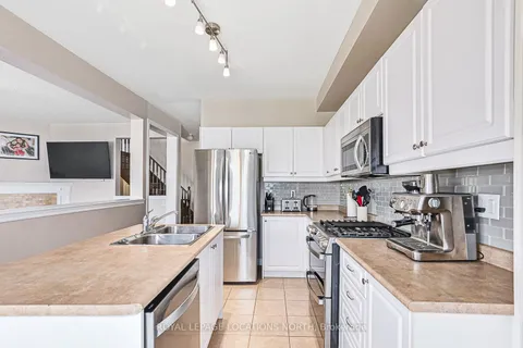 55 Robertson St, Collingwood, ON L9Y 0X1