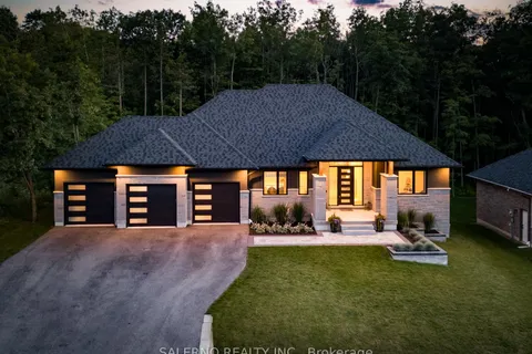 10 Jean Miller Crt, Springwater, ON L9X 0J1