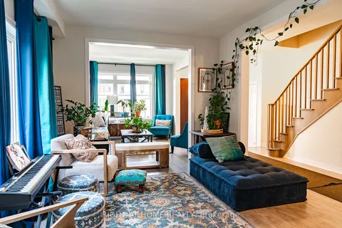 246 Warden St, Clearview, ON L0M 1S0