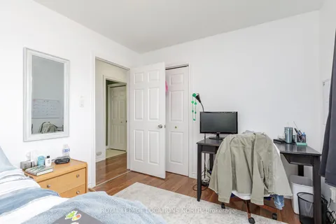 51 Raglan St, Collingwood, ON L9Y 4Y6