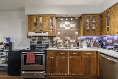 31 Courtice Cres, Collingwood, ON L9Y 4N7