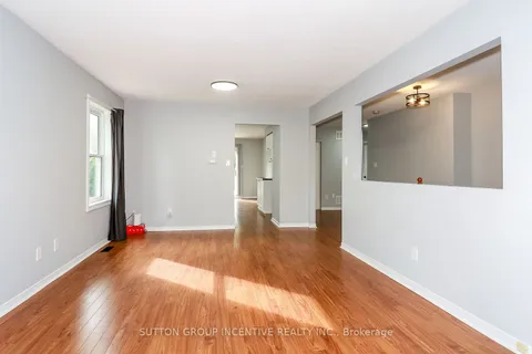 4 ACORN Cres, Wasaga Beach, ON L9Z 1B7