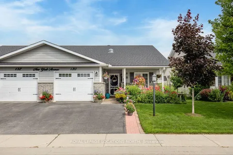 130 New York Ave, Wasaga Beach, ON L9Z 3A8